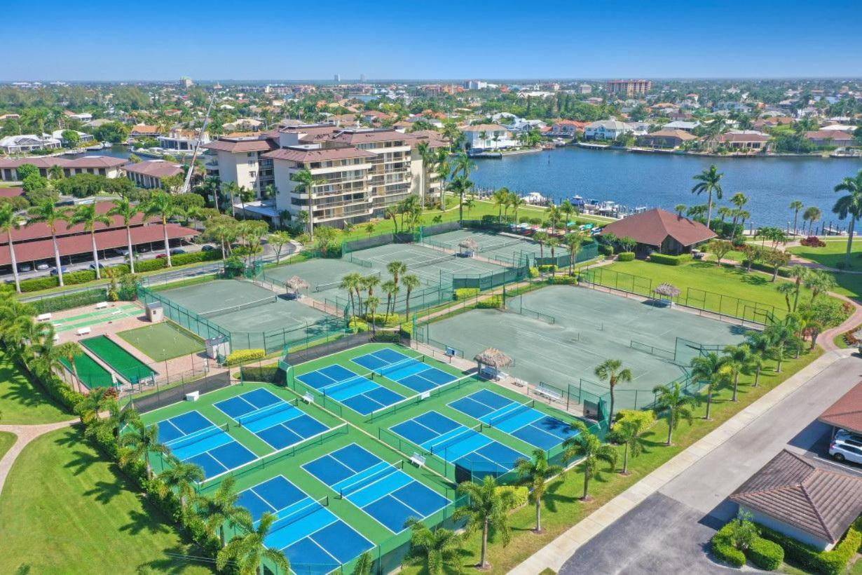 South Seas Tower 4-1812 Villa Marco Island Exterior photo